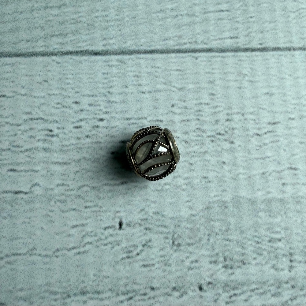PANDORA Silver Intertwining Radiance Sterling Silver Charm 791968CZ - Picture 4 of 6